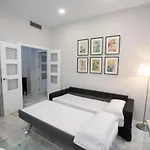 Alfonso Xiii Parking Apartman