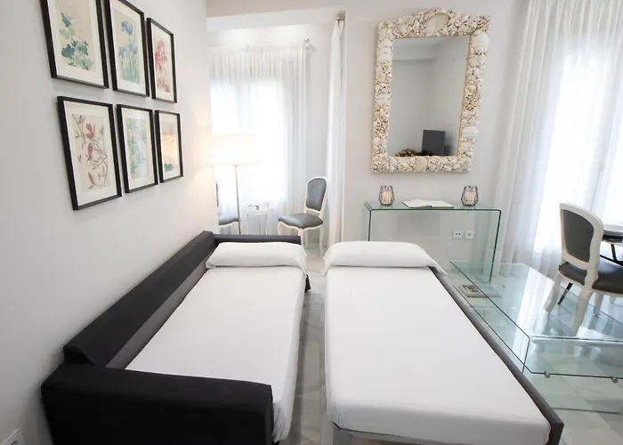 Alfonso Xiii Parking *