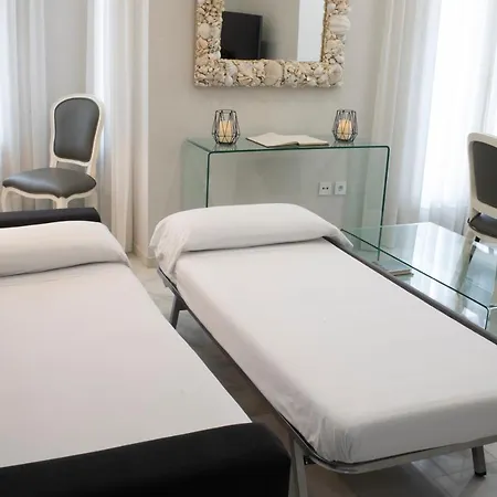 Alfonso Xiii Parking *