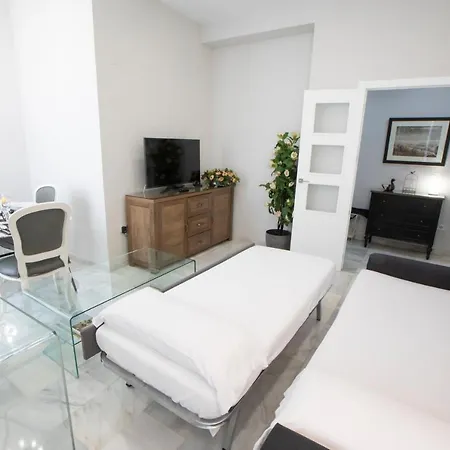 Alfonso Xiii Parking 公寓 *