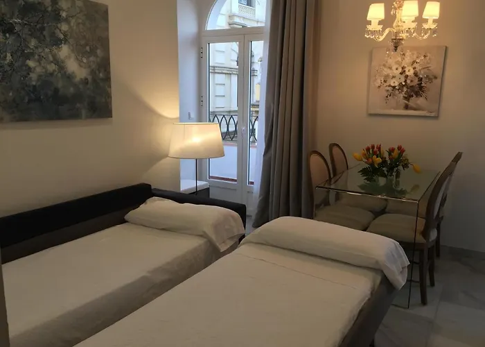 Alfonso Xiii Parking Apartment Córdoba