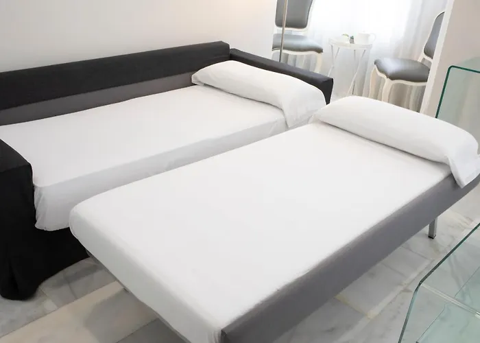 Alfonso Xiii Parking Apartment Córdoba